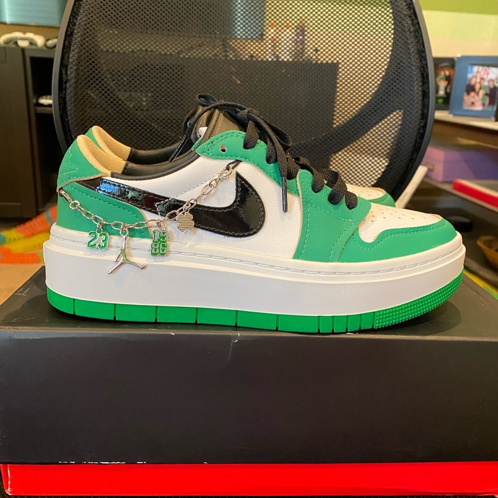 Jordan 1 elevate low- lucky green